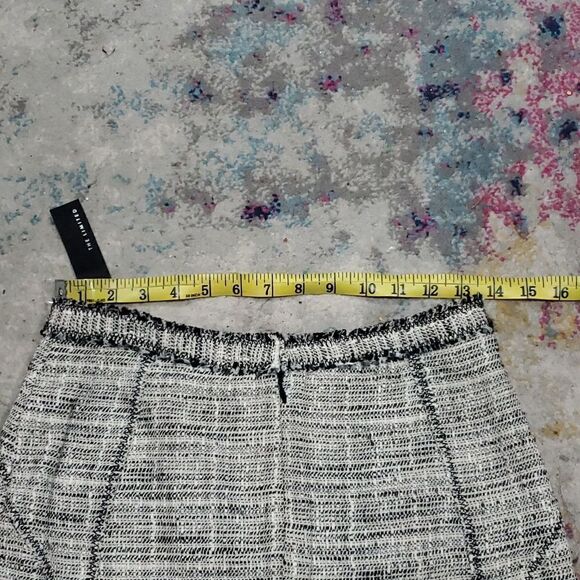 Limited Midi Skirt in Black & White with Fringe Size 2 - Picture 7 of 13